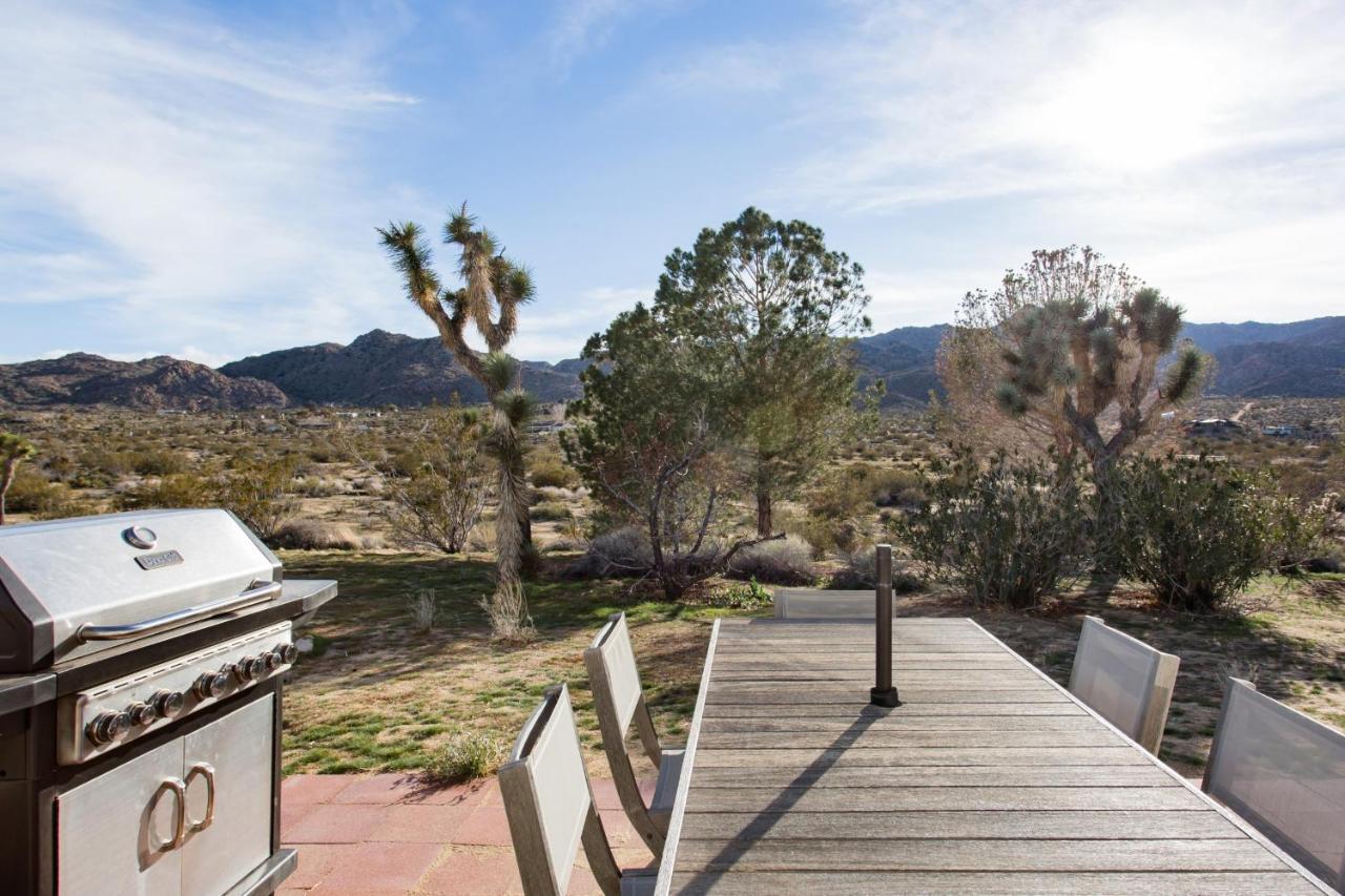 @ Marbella Lane - 10 Acres Oasis Desert Retreat! *