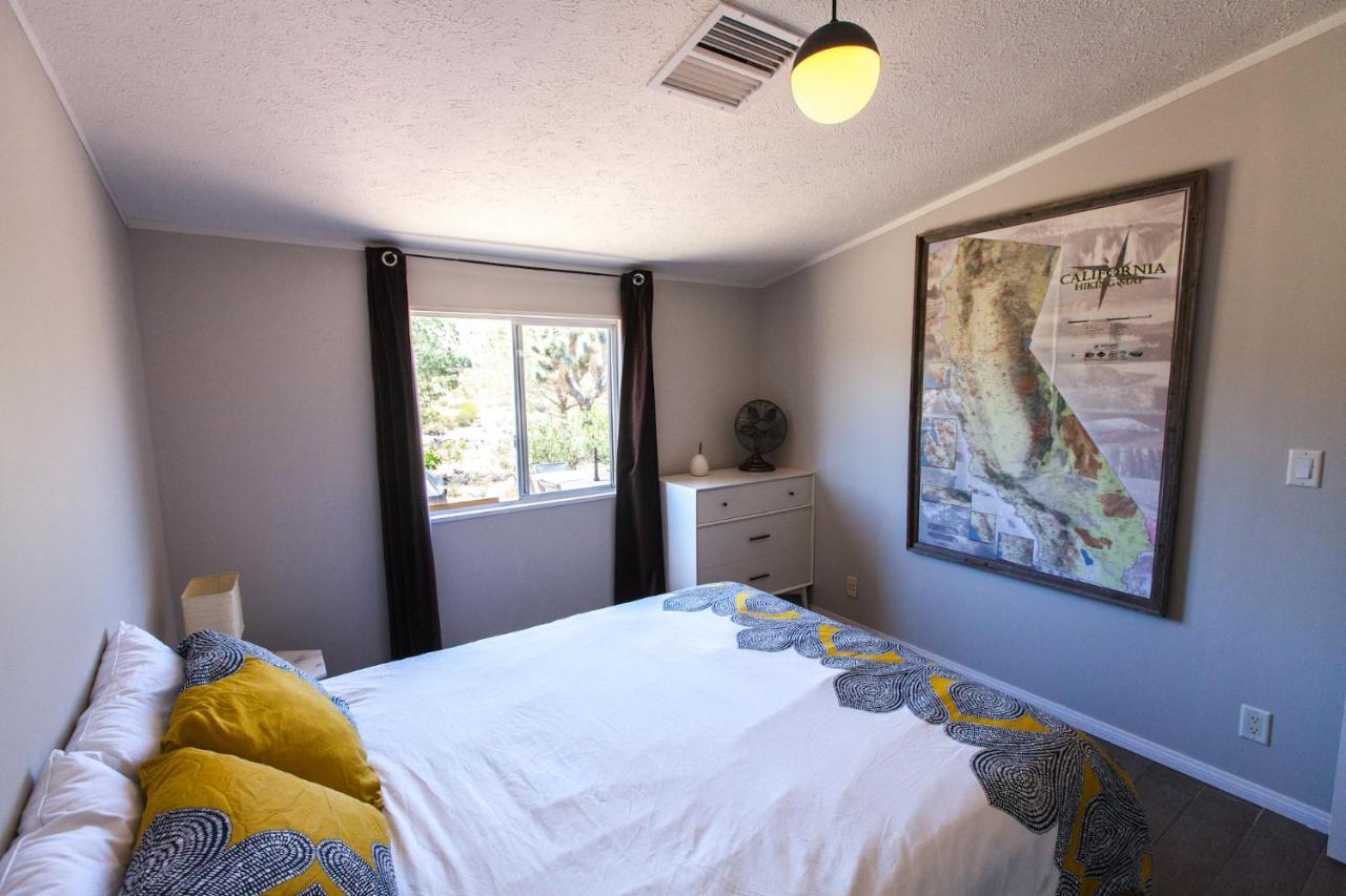 @ Marbella Lane - 10 Acres Oasis Desert Retreat! Joshua Tree